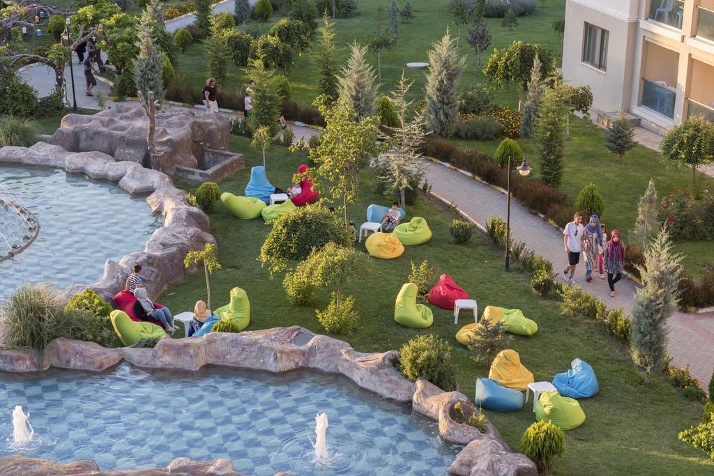 Grand Ozgul Thermal Holiday Village Gazligol Exterior photo